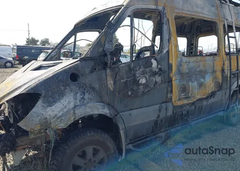 2017 Mercedes-Benz Sprinter 2500 Standard Roof V6 from USA, damaged, VIN WDZFE7CD2HP501199